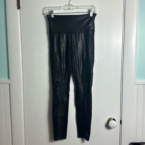 SPANX Faux Leather Moto Leggings Black Size M - Picture 2 of 13